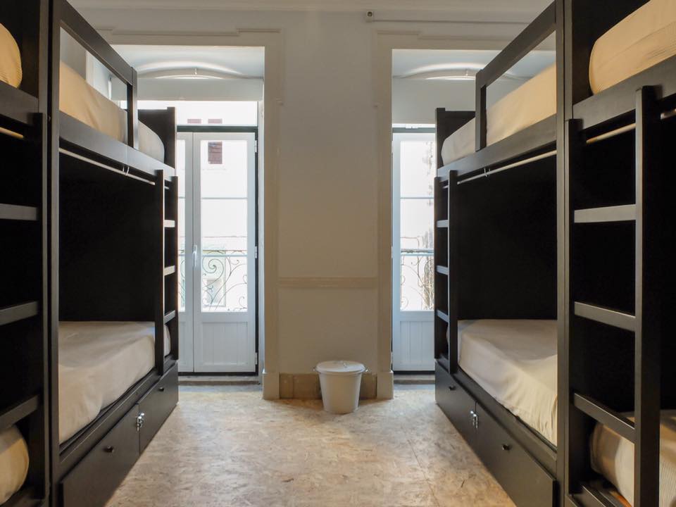 8-bed Dorms main image